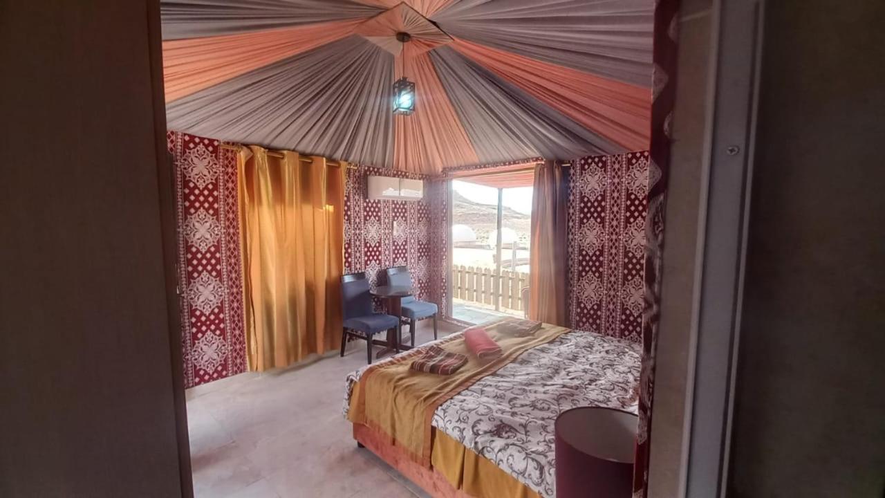 Al Raha Luxury Camp Hotel Wadi Rum Exterior photo
