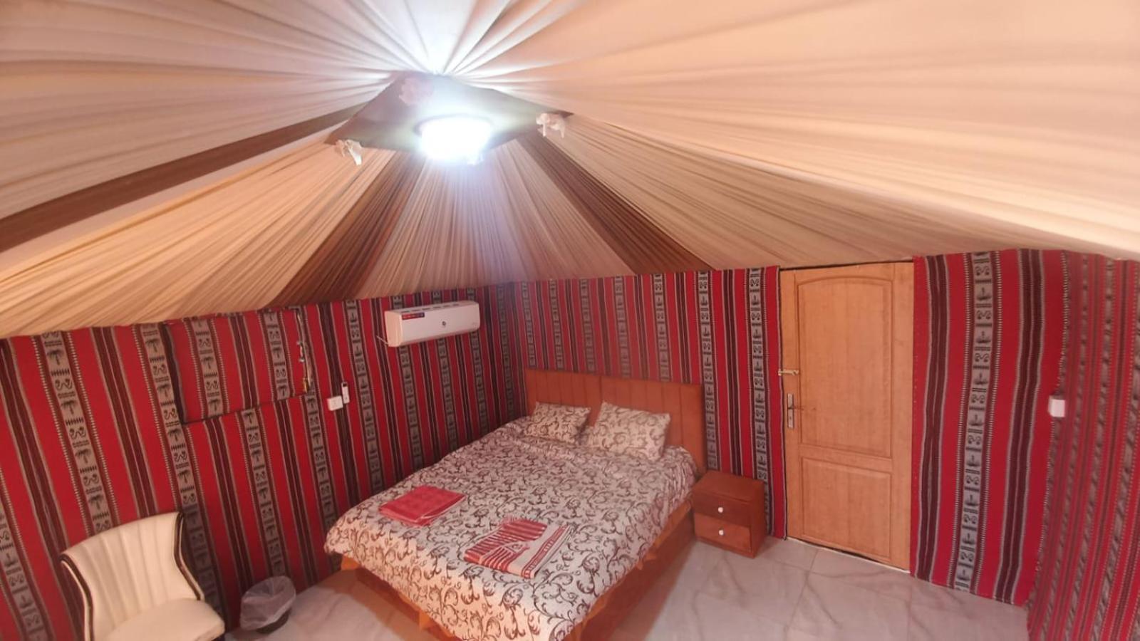 Al Raha Luxury Camp Hotel Wadi Rum Exterior photo