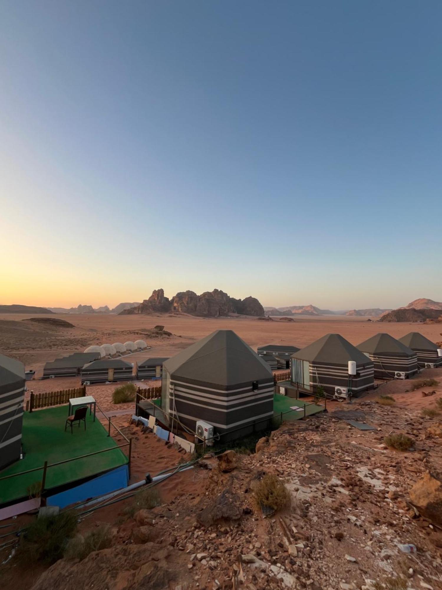 Al Raha Luxury Camp Hotel Wadi Rum Exterior photo