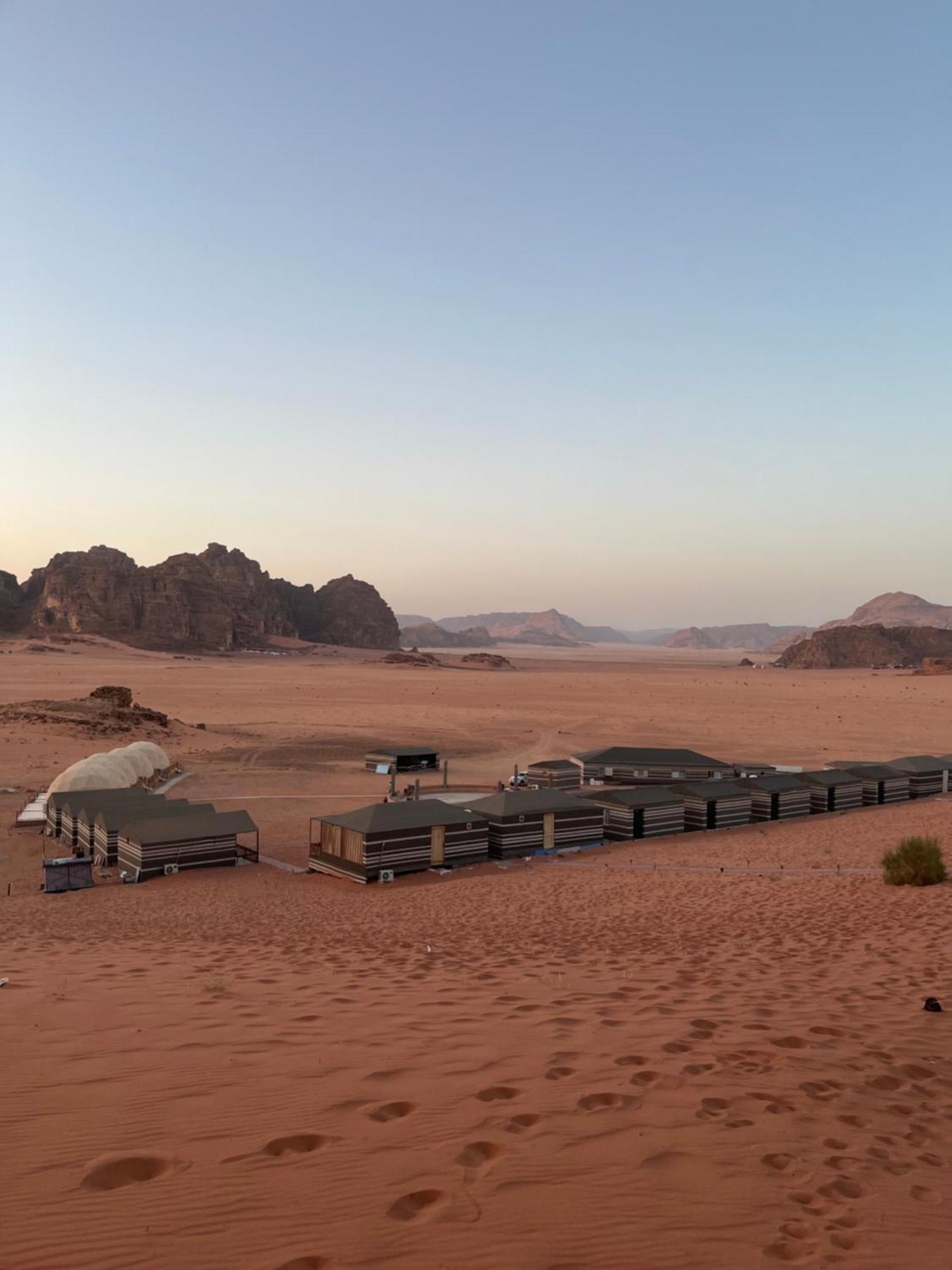 Al Raha Luxury Camp Hotel Wadi Rum Exterior photo