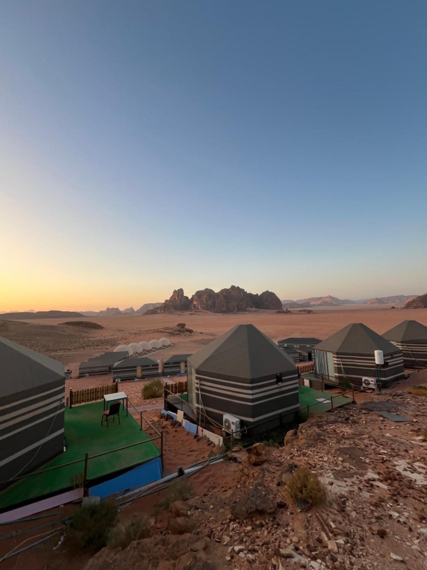 Al Raha Luxury Camp Hotel Wadi Rum Exterior photo