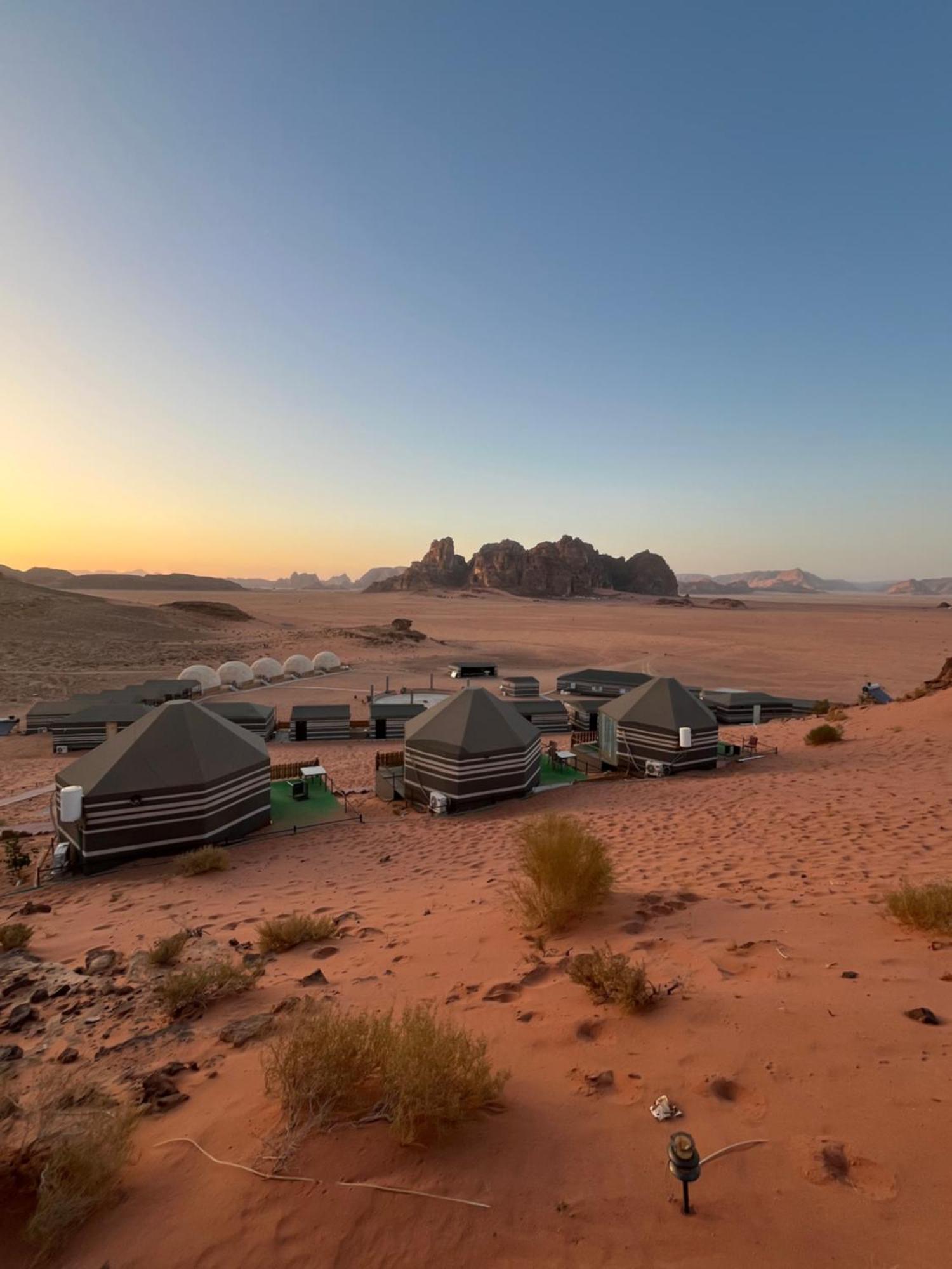Al Raha Luxury Camp Hotel Wadi Rum Exterior photo