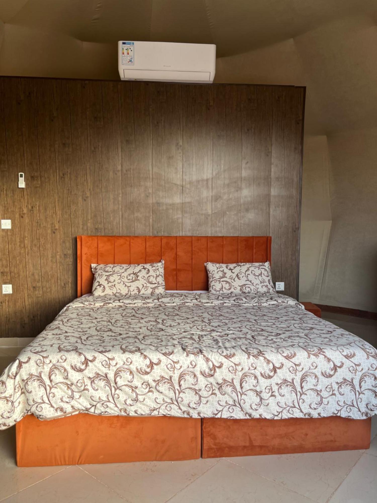 Al Raha Luxury Camp Hotel Wadi Rum Exterior photo